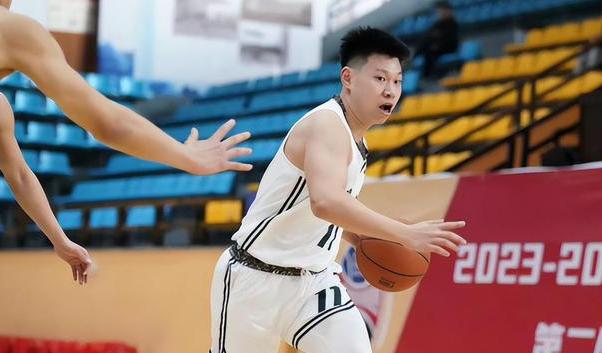 九游体育官网-包含今晚体能课后；北京首钢复出首秀备战NBA总决赛；信心回归；球队文化再被提及的词条