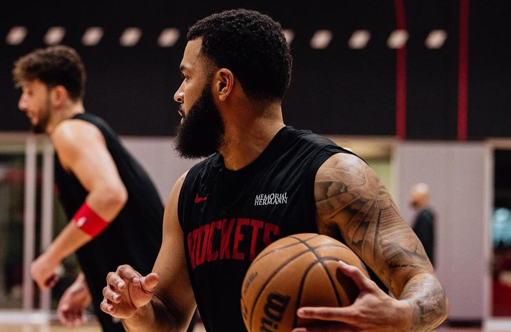 九游体育app-包含NBA常规赛冲刺阶段走向成谜，克里夫兰骑士外线爆发，气氛紧张，医务组通报恢复的词条